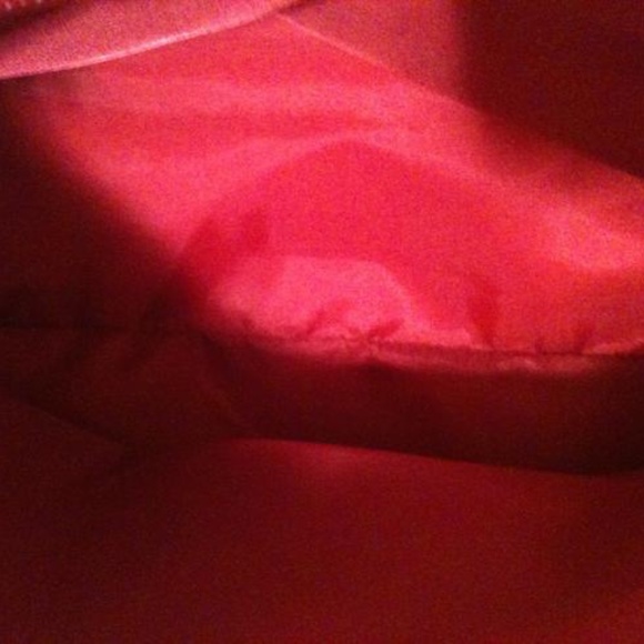 Raspberry Pink Suede and White Leather Handbag & Coin Purse - Picture 9 of 13